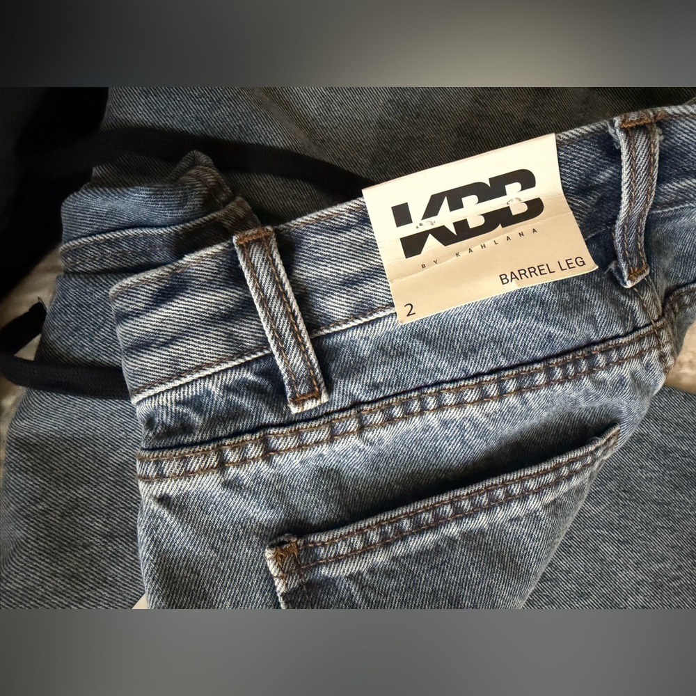 Kbb Faded Blue Relaxed Jeans - Picture 5 of 7